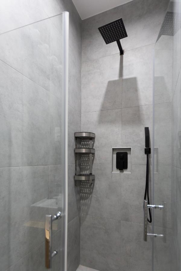 Glamorous Modern Apartment In The Hearth Of Budapest Ngoại thất bức ảnh