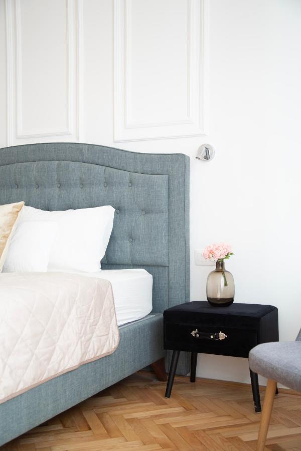 Glamorous Modern Apartment In The Hearth Of Budapest Ngoại thất bức ảnh