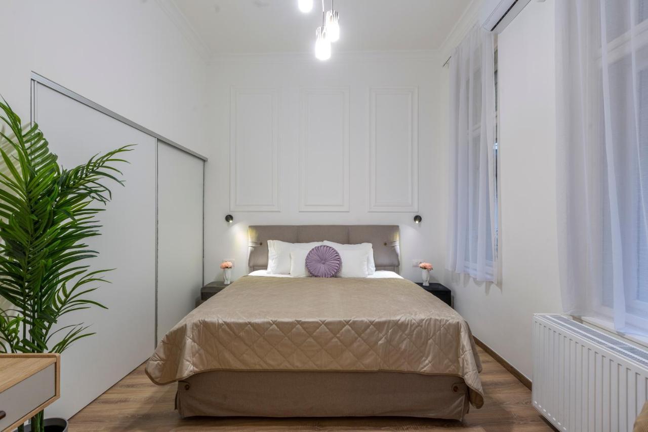 Glamorous Modern Apartment In The Hearth Of Budapest Ngoại thất bức ảnh