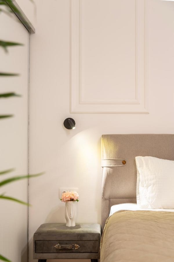 Glamorous Modern Apartment In The Hearth Of Budapest Ngoại thất bức ảnh